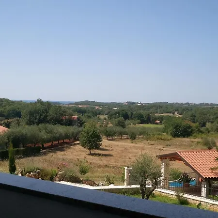 With Parking Space Mugeba, - 24244 Апартаменти